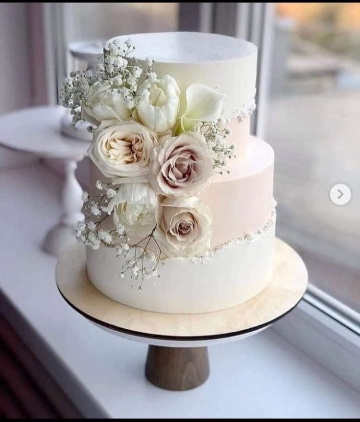 Wedding Cake Satura cakes