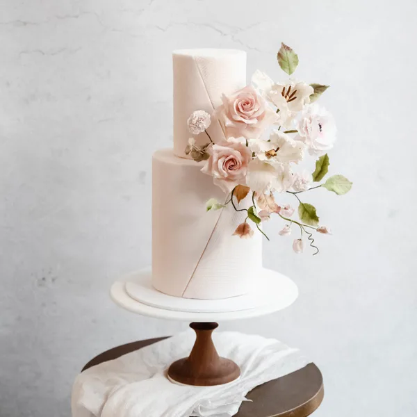 Holmesburg Bakery Cakes Prices, Designs, and Ordering Prices